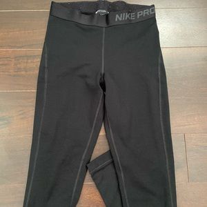 NIKE PRO LEGGINGS